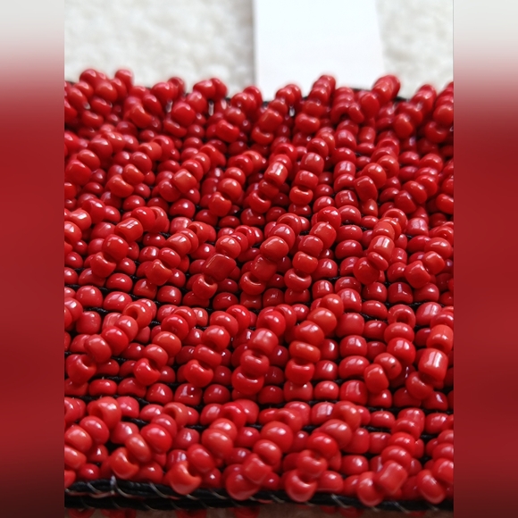 Handcrafted Beaded Stretchable Belt with a Wooden Buckle - Picture 5 of 11